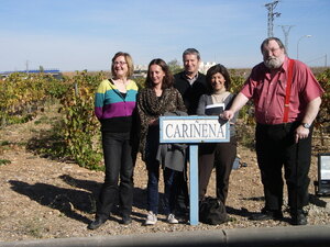 Periodistas-ingleses-en-Grandes-Vinos.JPG Periodistas-ingleses-en-Grandes-Vinos.JPG