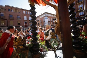 Bendición del primer mosto por el párraco de Cariñena Bendición del primer mosto por el párraco de Cariñena