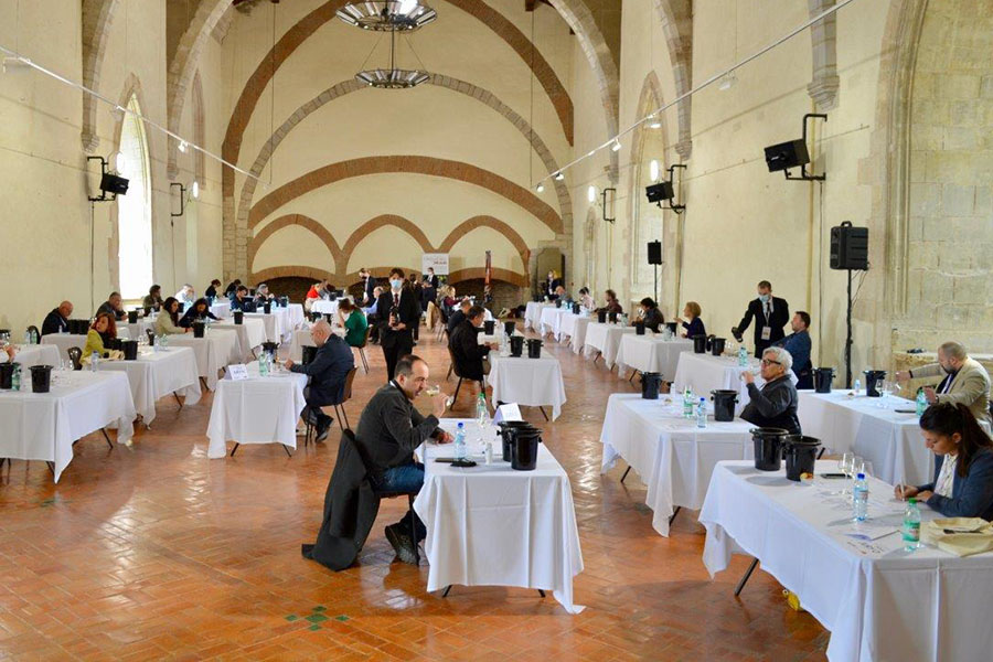 Los Vinos de las Piedras premiados con 6 Medallas de Oro y 2 de Plata en el Concurso Garnachas del Mundo 2021