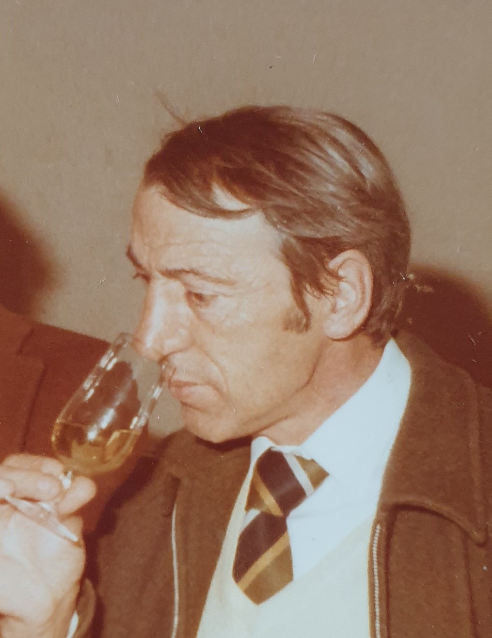 Luis Gasca gran enologo aque sera homenajeado a titulo postumo