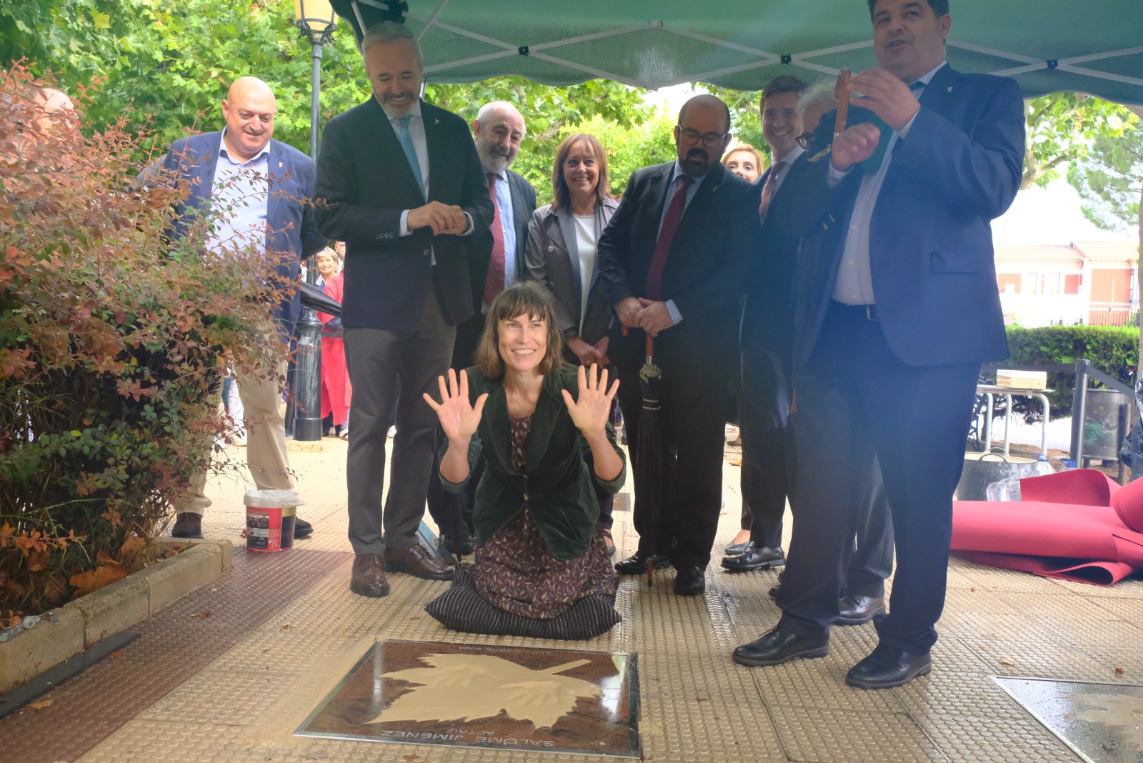 Imposicion de manos de Salome Jimenez en el Paseo de las Estrellas
