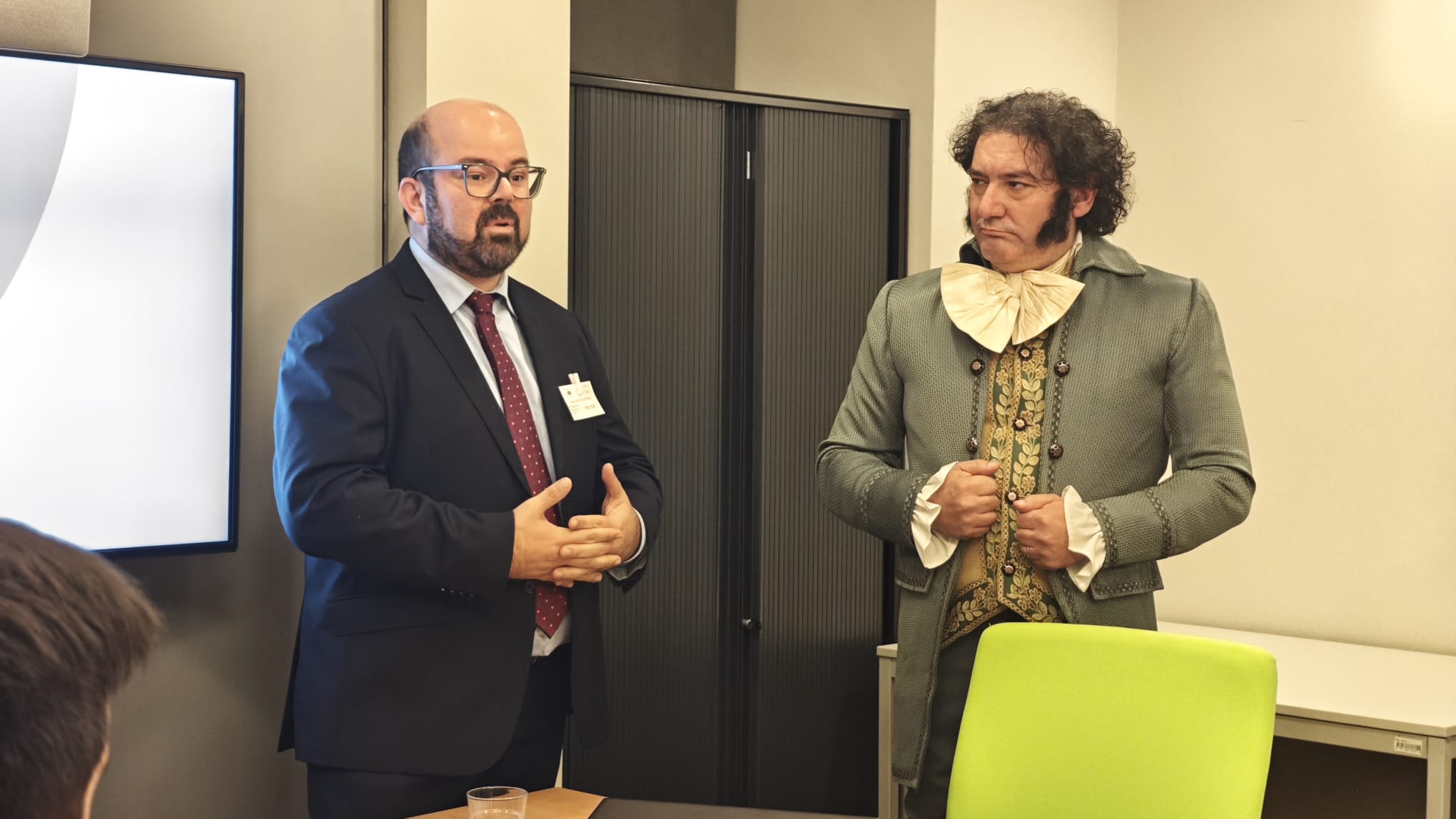 El alcalde Sergio Ortiz y Goya Augusto Gonzalez de B Vocal en la presentacion de la candidatura a RECEVIN