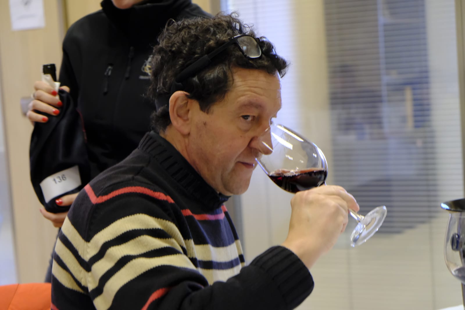 Los dos paneles de cata del I Concurso Mundial de Carinenas valoro este jueves los 67 vinos presentados 4