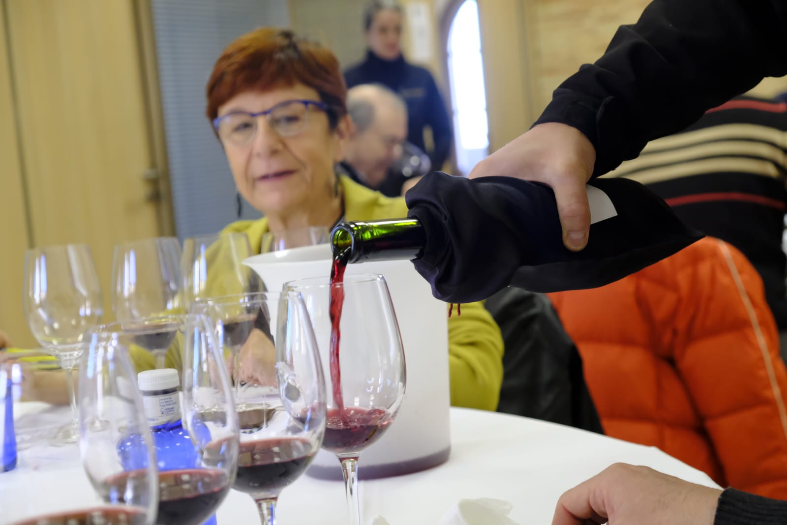 Los dos paneles de cata del I Concurso Mundial de Carinenas valoro este jueves los 67 vinos presentados 6