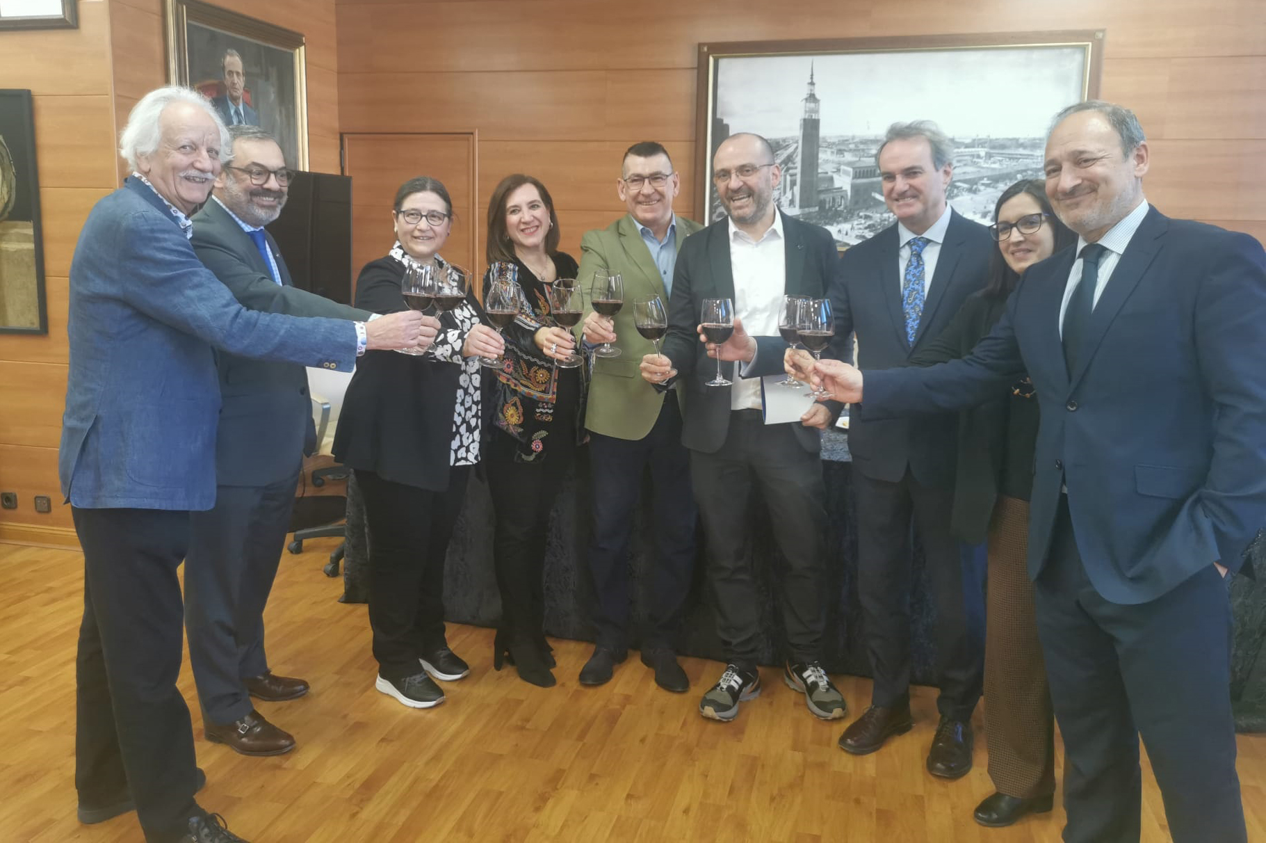 La D.O. Cariñena firma con Garnachas del Mundo el acuerdo para acoger en mayo su concurso internacional