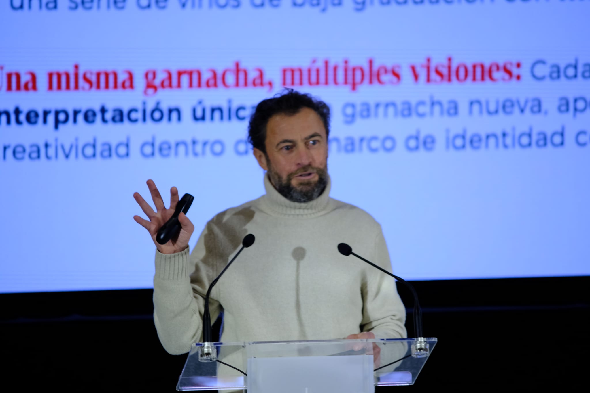 Javier Garcia Monserrat director creativo de la campana