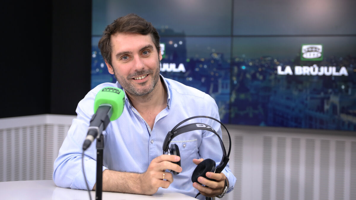 Rafa Latorre La Brujula