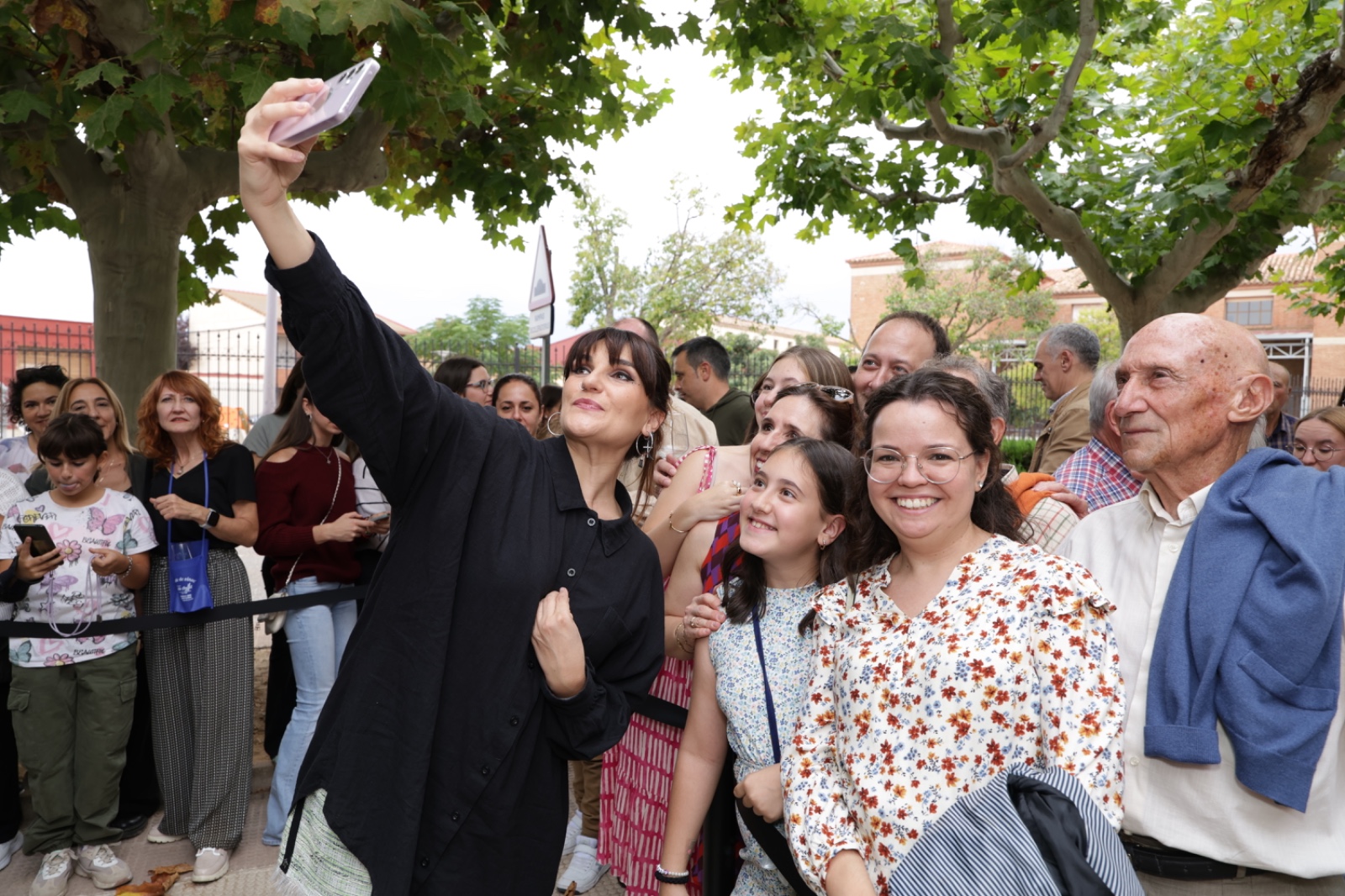 Rozalen con el publico FOTO Ross Lecca MAASZOOM