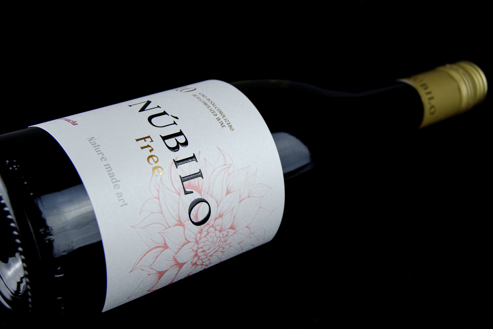 La bodega Grandes Vinos, de la D.O. Cariñena, lanza Núbilo, el vino sin alcohol con alma de gourmet
