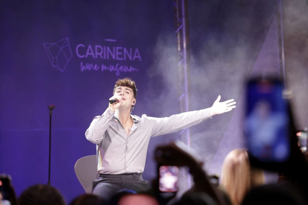 Actuación de Juanjo Bona en la 60 Fiesta de la Vendimia de la DO Cariñena